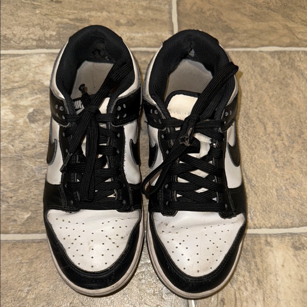 Nike Dunks Low - size 8